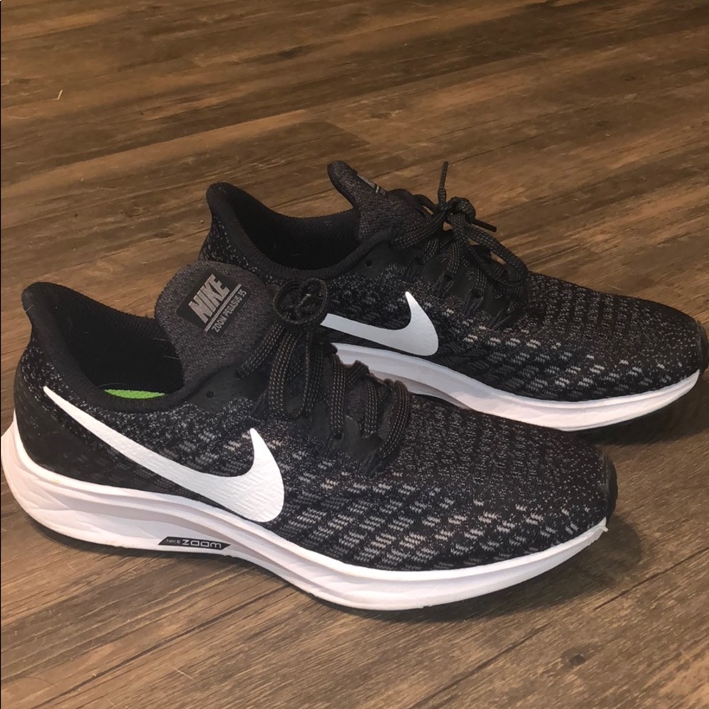 Black Nike Zoom